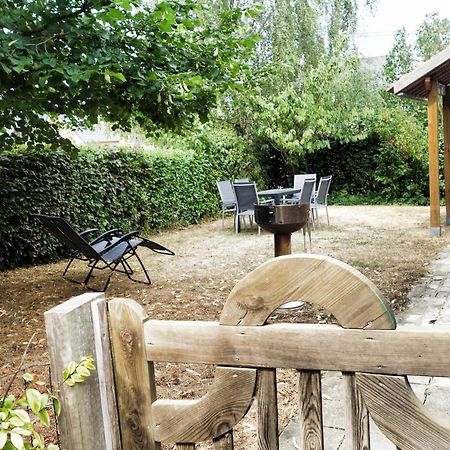 Gîte rural Les petites têtes Leuze-en-Hainaut Extérieur photo