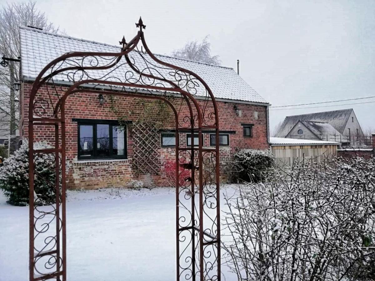 Gîte rural Les petites têtes Leuze-en-Hainaut Extérieur photo