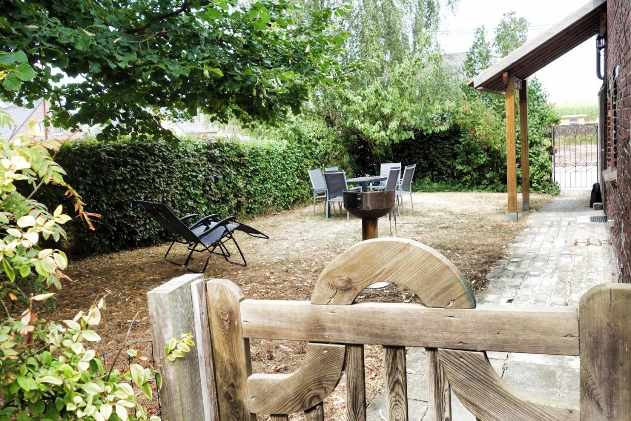 Gîte rural Les petites têtes Leuze-en-Hainaut Extérieur photo
