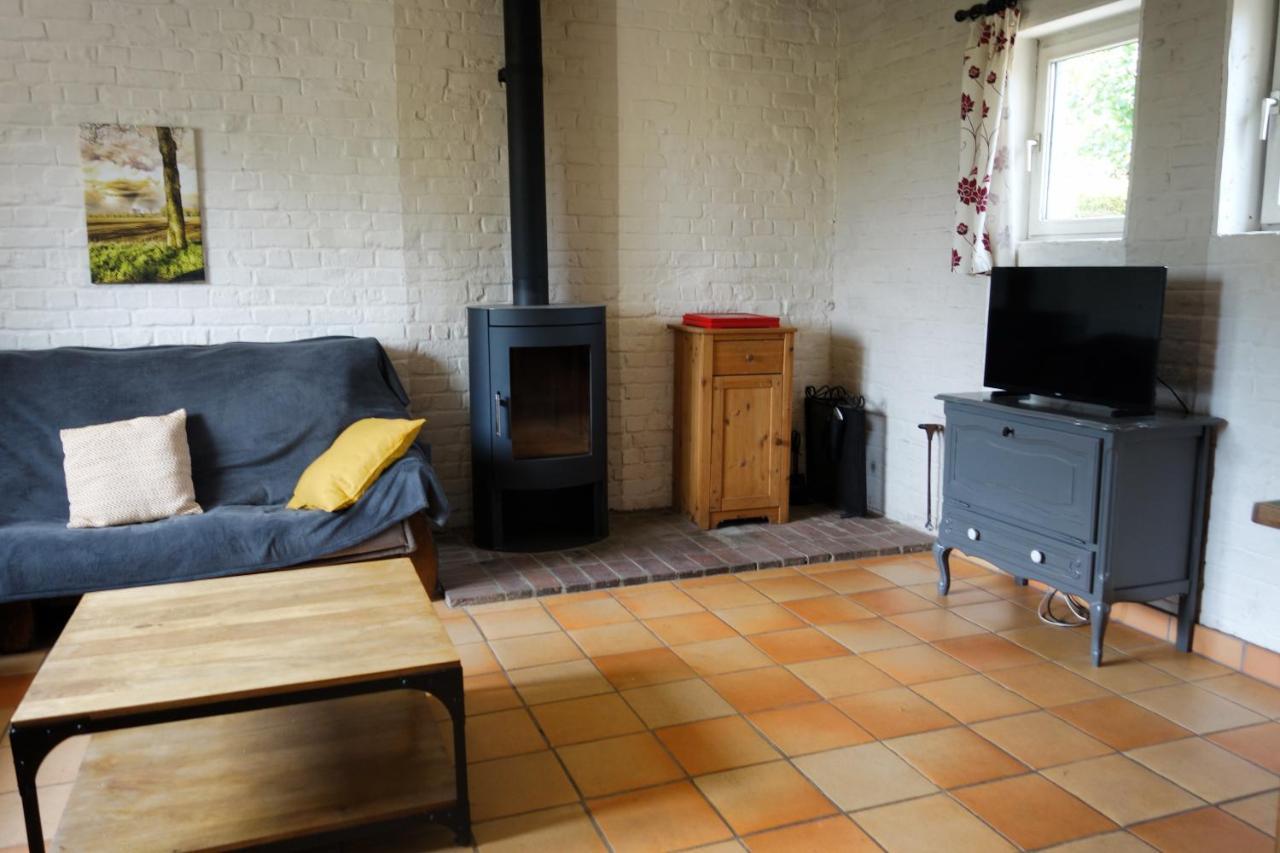 Gîte rural Les petites têtes Leuze-en-Hainaut Extérieur photo